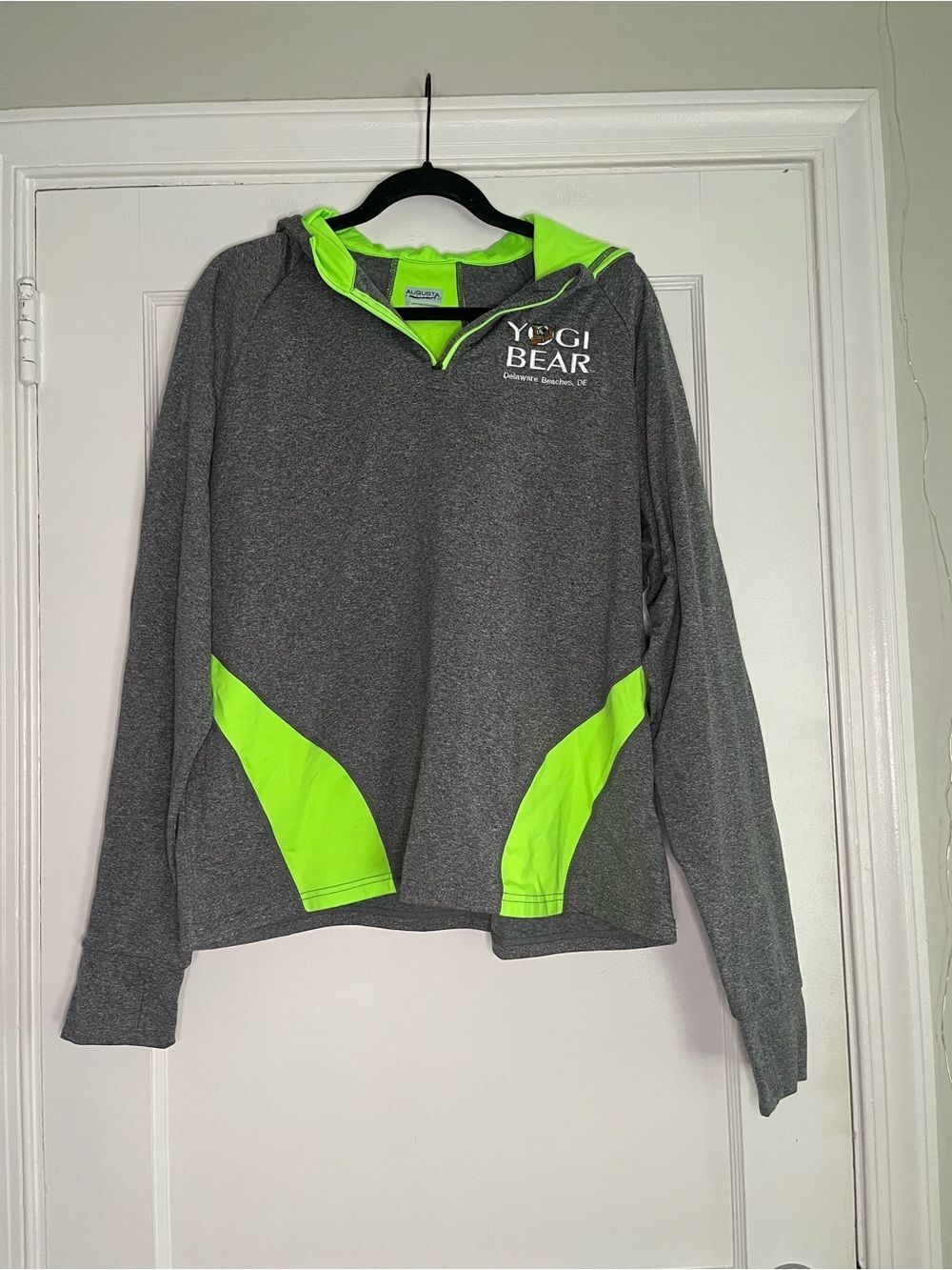 Yogi Bear Gray & Neon Green Quarter-Zip Hoodie Women’s 2XL